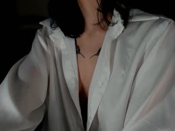 tic_tac_boom cosplay cam