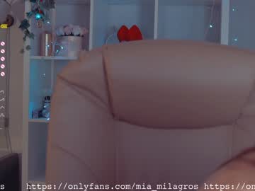 webcam girl mia_milagros capture image #1802573