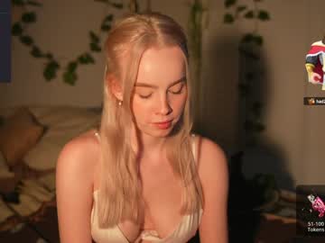 cosplay cam girl mother__of__dragons image #5601686