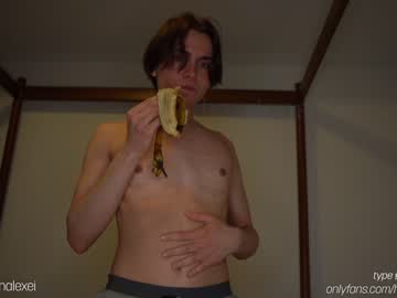 cosplay cam man haydenalexei image #1289023