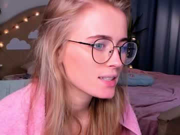cosplay cam girl linellali image #2693587
