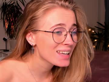 cosplay cam girl linellali image #2713573