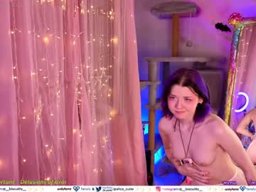 cosplay cam girl _biscuitty image #6667000