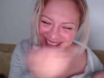webcam girl kiradivine capture image #2786000