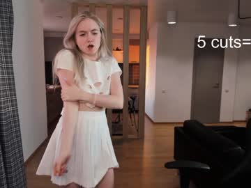mila_light cosplay cam