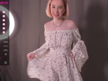 cosplay cam girl whitee_angel image #3437005