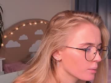 cosplay cam girl linellali image #2635748