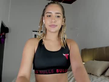 webcam girl amelie_bunny_real capture image #1706641