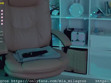 webcam girl mia_milagros capture image #1114670