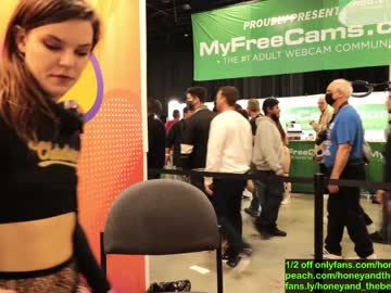 cosplay cam couple honeyand_thebear image #319465