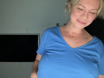 cosplay cam girl kiradivine image #2693391