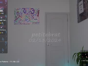 cosplay cam girl petitebrat image #6341225