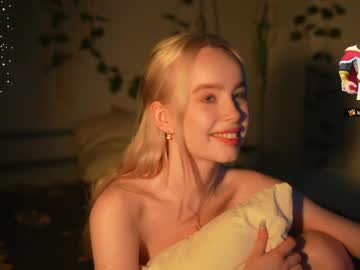 cosplay cam girl mother__of__dragons image #5658837