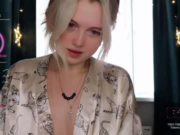 cosplay cam girl small_blondee image #5173891