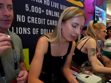 cosplay cam couple blondefoxsilverfox image #3454023