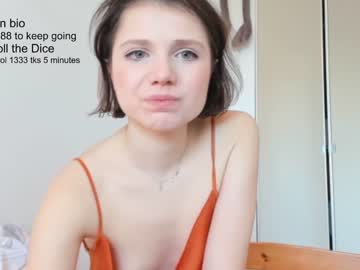 webcam girl stellawells capture image #2629119