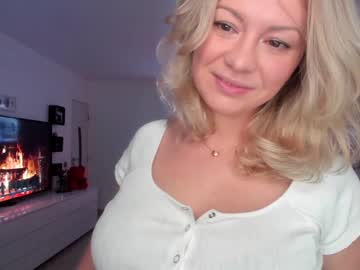 webcam girl kiradivine capture image #1139777