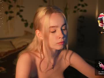 cosplay cam girl mother__of__dragons image #5658496