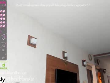 cosplay cam girl bestblondiiecb image #2339681