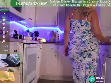 cosplay cam girl milavalentinax image #3263644