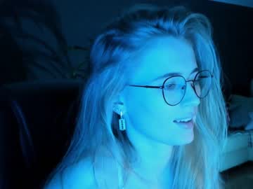 cosplay cam girl linellali image #2922390