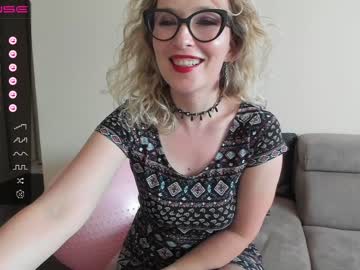cosplay cam girl emilymilf__ image #4901656