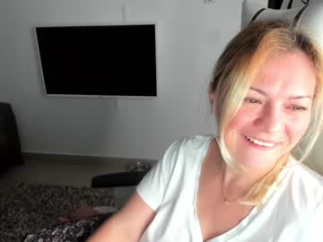 cosplay cam girl kiradivine image #2320953