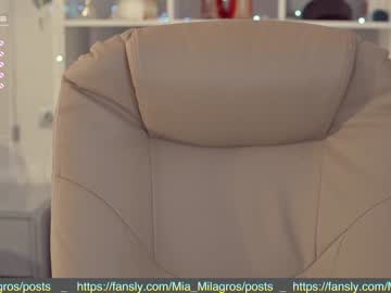 webcam girl mia_milagros capture image #3181503