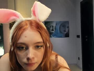 lily_knockers cosplay cam