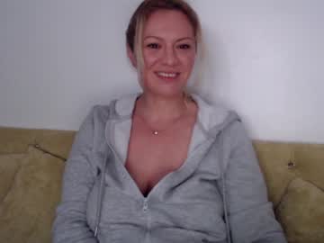 webcam girl kiradivine capture image #2785348