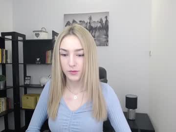 cosplay cam girl little_e_mily image #1250816