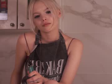 cosplay cam girl hollisfinnell image #6987868
