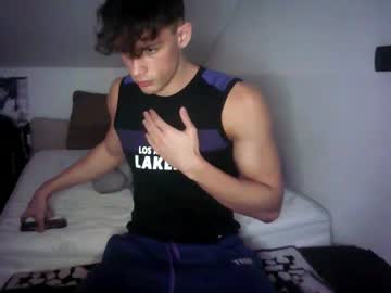 Cam for giovyyx