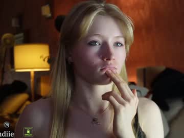 cosplay cam girl bestblondiiecb image #6723530