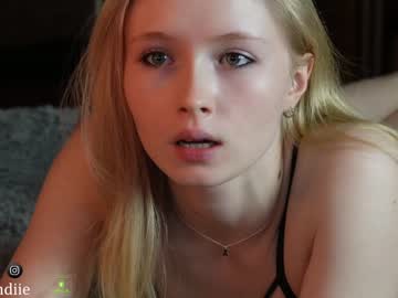 cosplay cam girl bestblondiiecb image #6039537