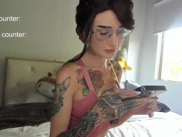 cosplay cam girl lonelly_lolly98 image #6877679