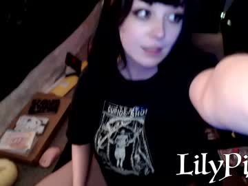 cosplay cam girl lilypixel image #2251052