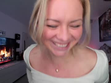 webcam girl kiradivine capture image #1131123