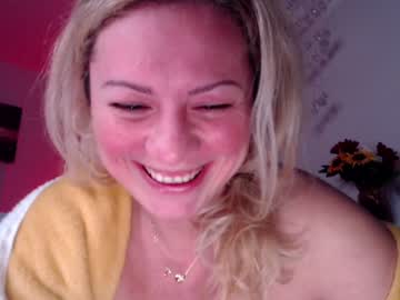 webcam girl kiradivine capture image #2086882