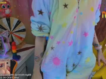 webcam girl _biscuitty capture image #2720113