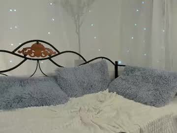 mikaelaeldzeo cosplay cam