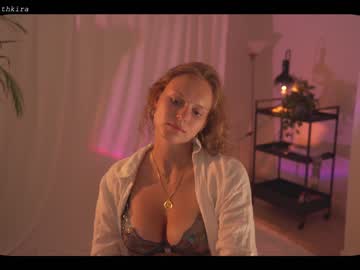 webcam girl chillwithkira capture image #3026571