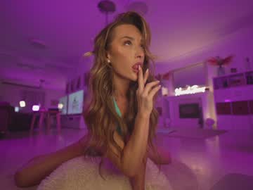 cosplay cam girl hannahjames710 image #5192350