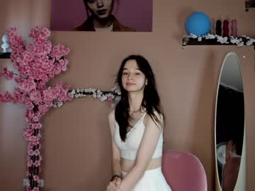 emmi_sunshine cosplay cam