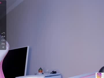 cosplay cam girl bzzzme image #6768919