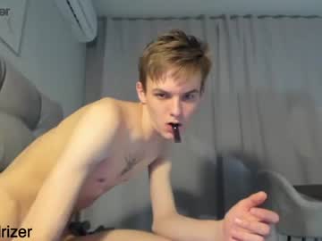 cosplay cam man horny_jerk_roy_prick2001 image #1295096