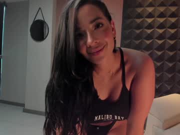 emiliabaker_ cosplay cam
