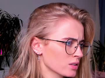 cosplay cam girl linellali image #2692904
