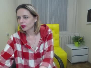 mollysoonee cosplay cam