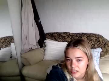 blondee18 cosplay cam